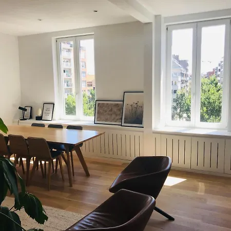 Daire Prachtig, Gerenoveerd In Oostende